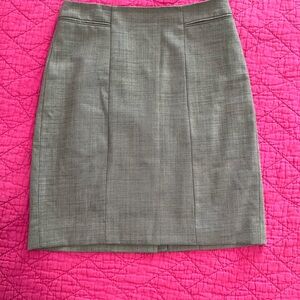 Ann Taylor Classic Gray Pencil Skirt
